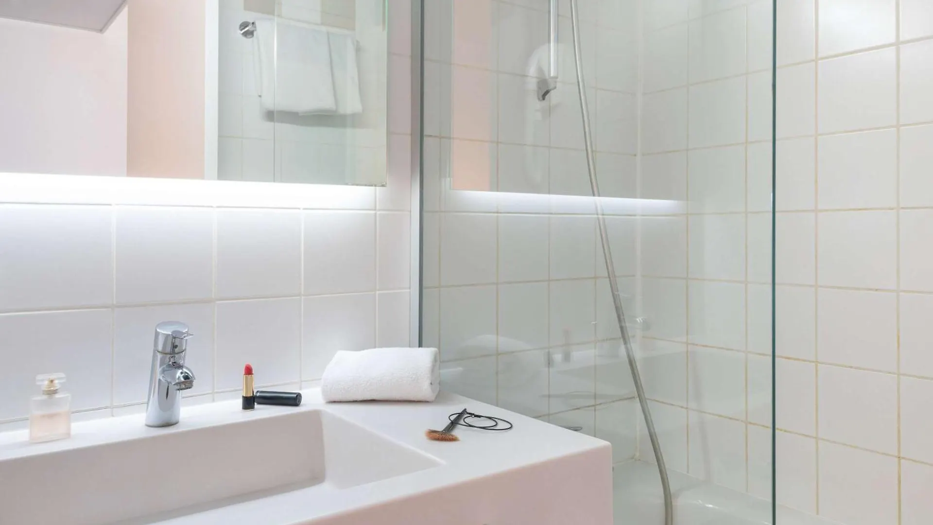 Ibis Styles Gare De L'est Chateau Landon Hotell 3*