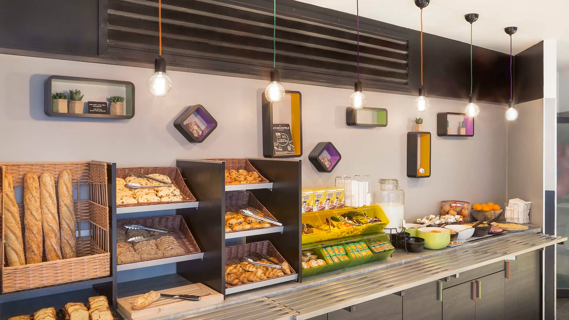 Ibis Styles Gare De L'est Chateau Landon Hotel 3*