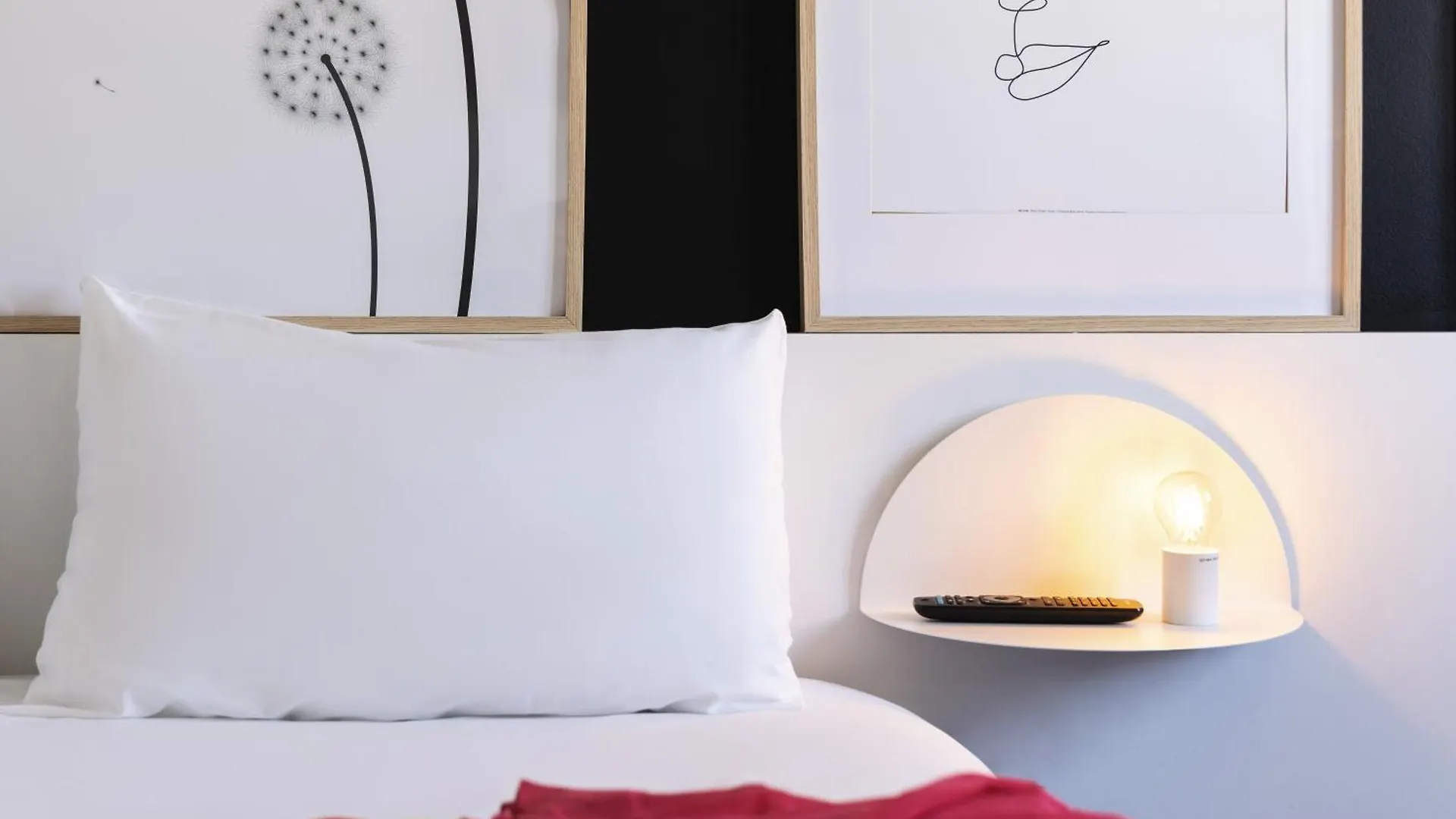 Ibis Styles Gare De L'est Chateau Landon Hotel